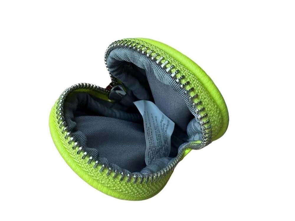 Madden Girl Crossbody Bag Lime Green Nylon with Pouch - Picture 3 of 4